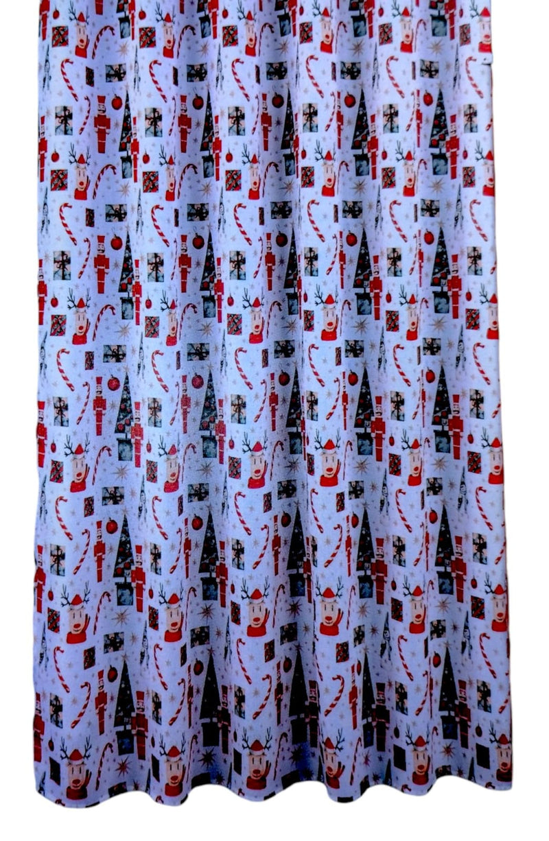 Navidad- Printed Shower Curtain